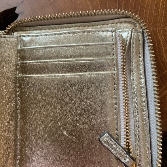 Tory Burch Metallic Wallet - Picture 3 of 7
